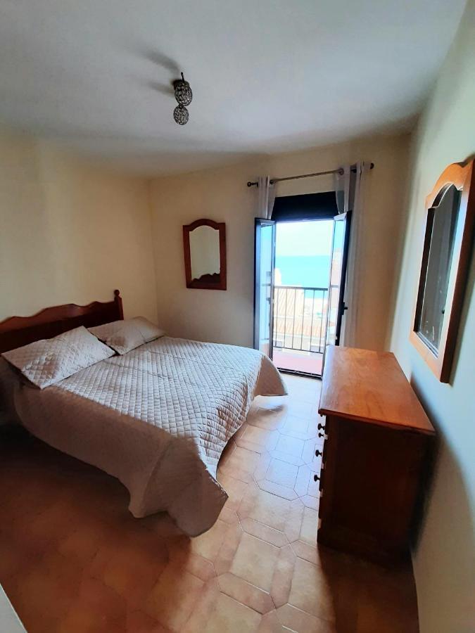 Beachfront Penthouse 3 Double Bedrooms, 2 Bathrooms San Luis de Sabinillas Dış mekan fotoğraf